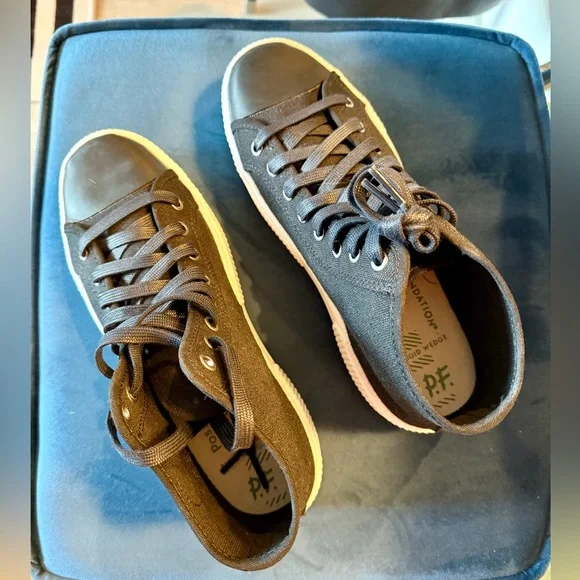 P.f. Flyers BRAND NEW size 7.5 M EUR 40 - Picture 4 of 4